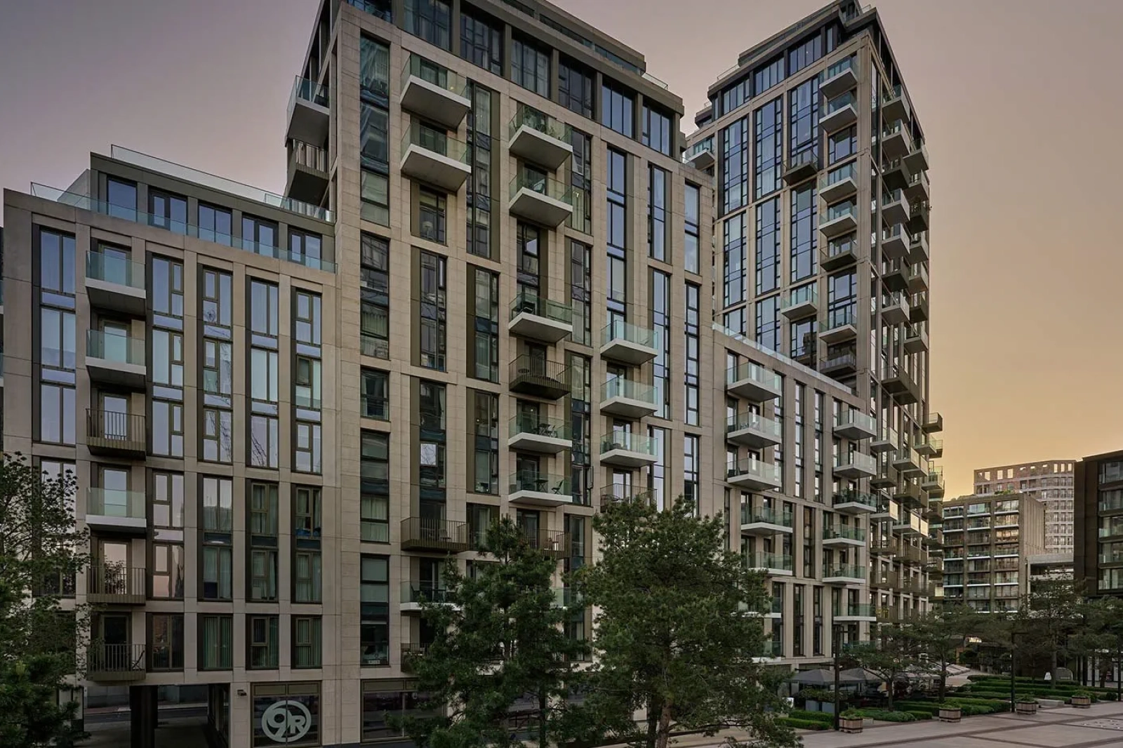 london-dock_gallery-update_exteriors-6_11082023 london-dock_gallery-update_exteriors-6_11082023